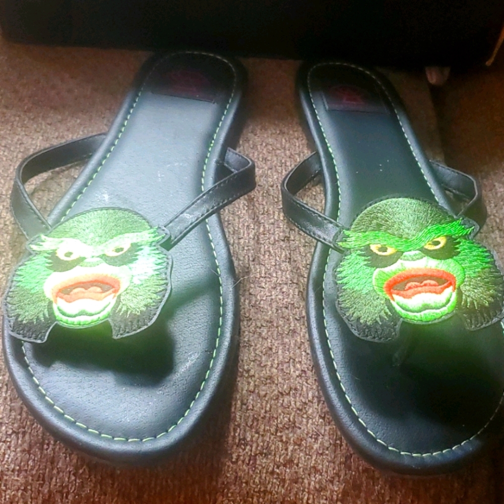 - Creature face sandal
